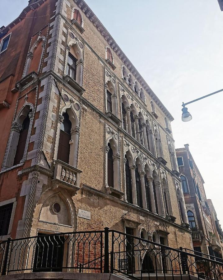 Palazzo Ca' Bernardo By Francesco Molon Guest house *